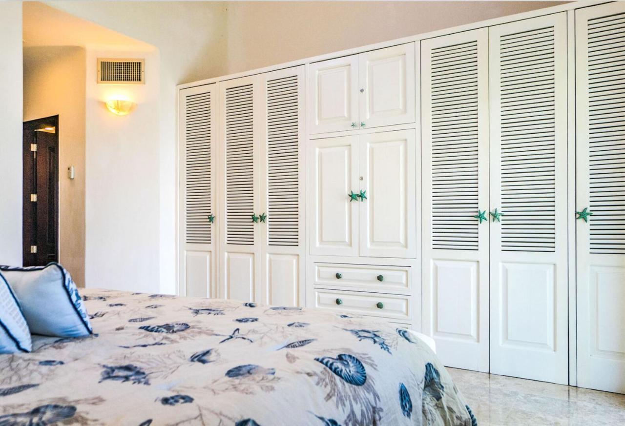 Royal Palms By Bvr Apartment Playa del Carmen Bagian luar foto