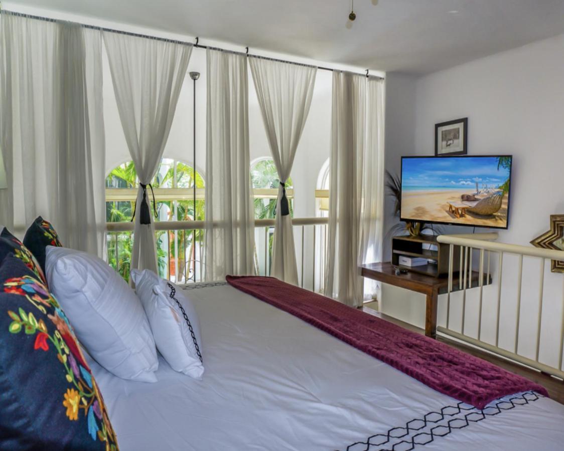 Royal Palms By Bvr Apartment Playa del Carmen Bagian luar foto