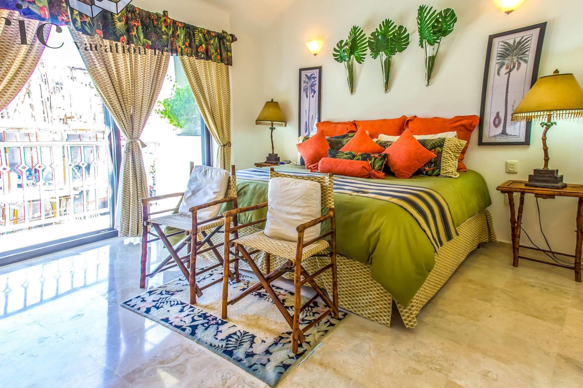 Royal Palms By Bvr Apartment Playa del Carmen Bagian luar foto